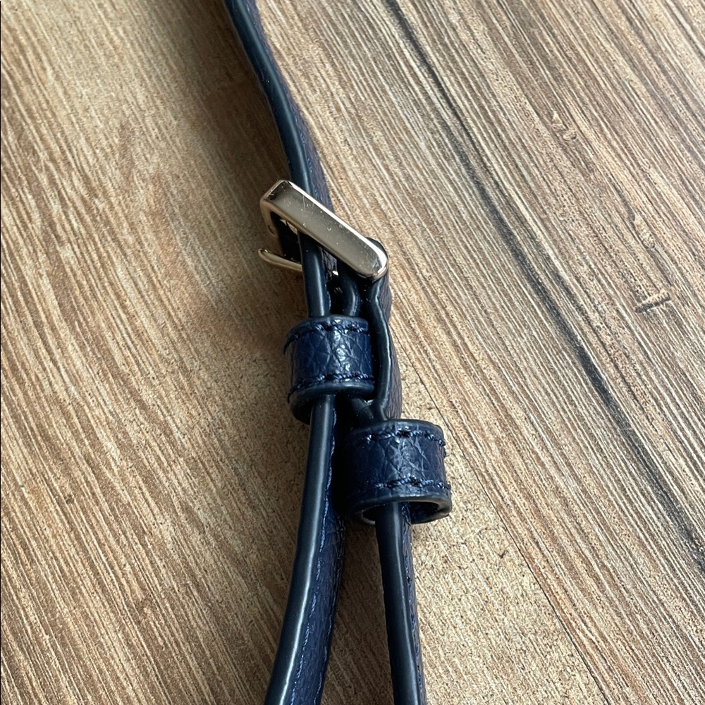 Kate Spade Navy and Cream Shoulder Bag - Picture 5 of 10